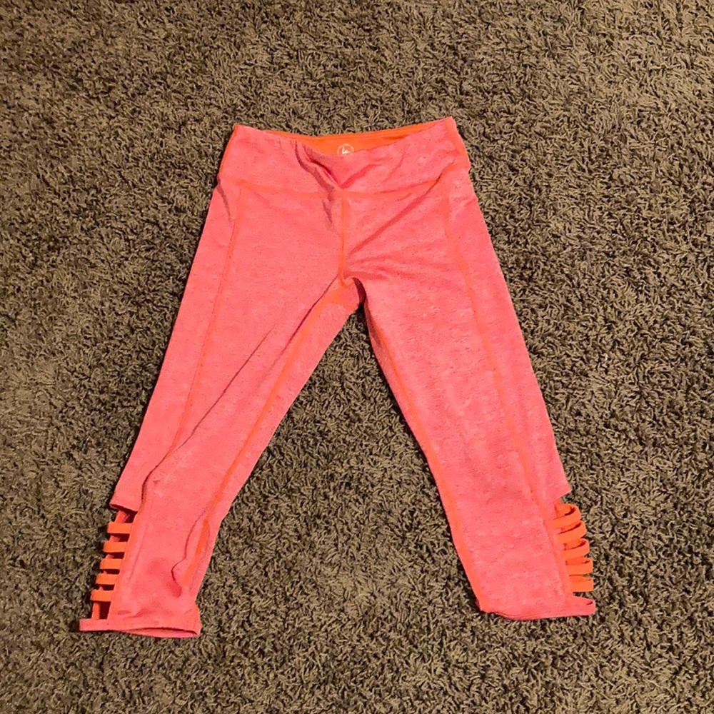 Coral capris size Small